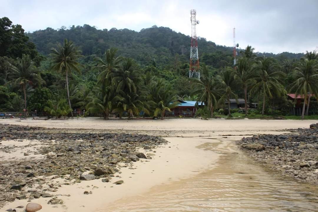 Inn Ella's Place Salang Tioman