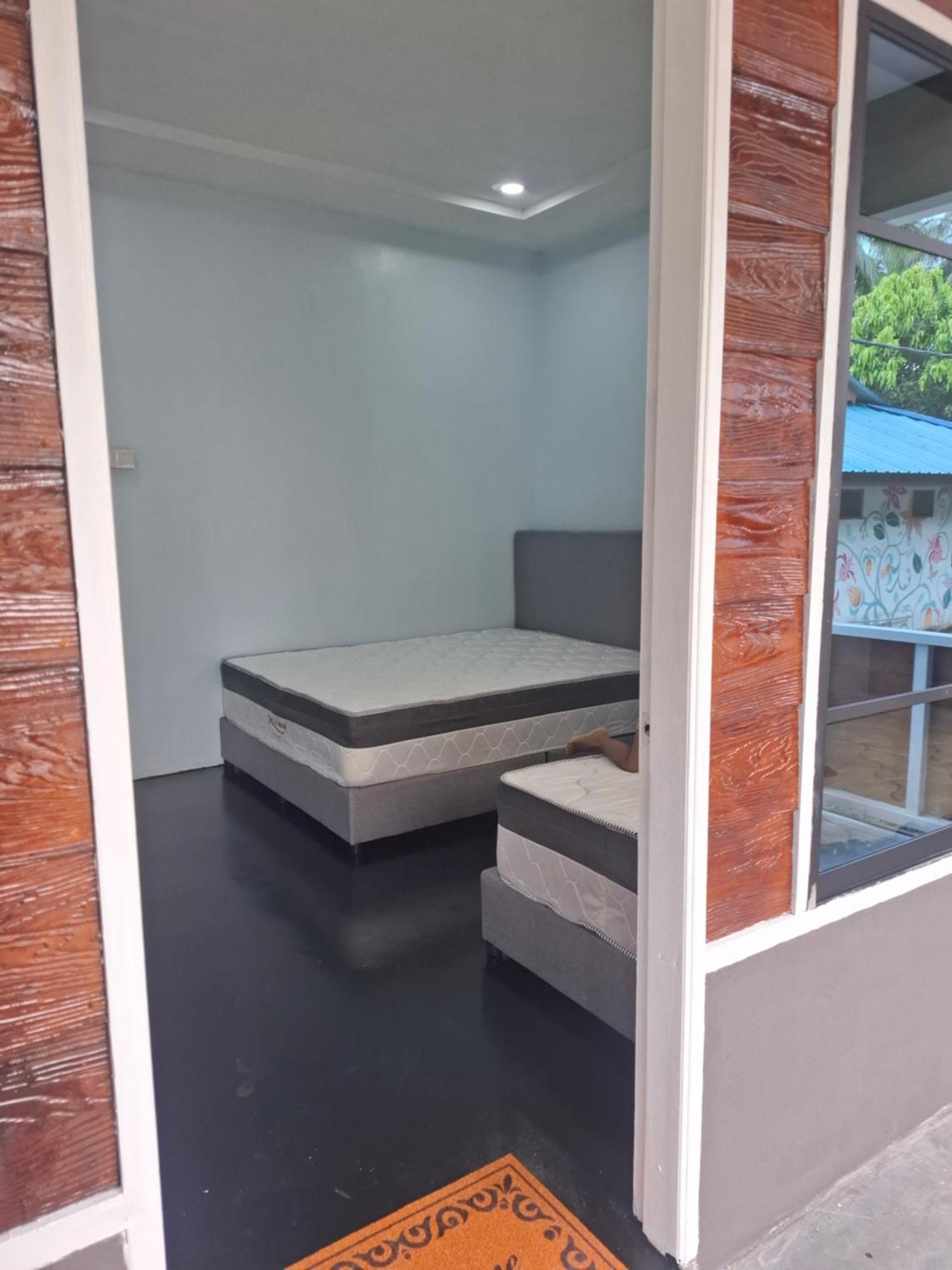 Inn Ella's Place Salang Tioman Kampong Ayer Batang